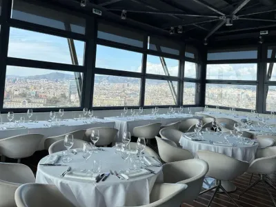 Espace Événementiel Polyvalent à Barcelone avec Vue sur la Mer