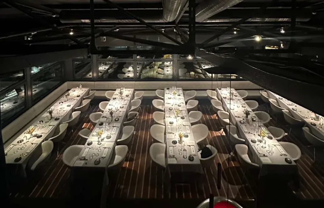 Espace Événementiel Polyvalent à Barcelone avec Vue sur la Mer
