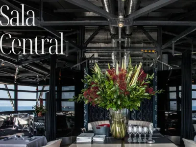 Espace Événementiel Polyvalent à Barcelone avec Vue sur la Mer