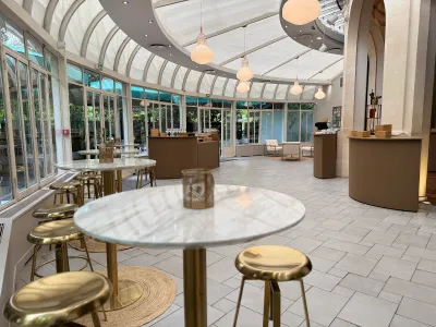 Prestigious Event Venue Opposite the Grand Palais in Paris