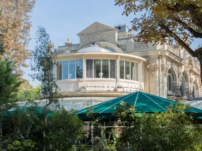 Prestigious Event Venue Opposite the Grand Palais in Paris