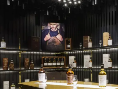 Elegant Parisian Venue for Professional Events & Immersive Experiences