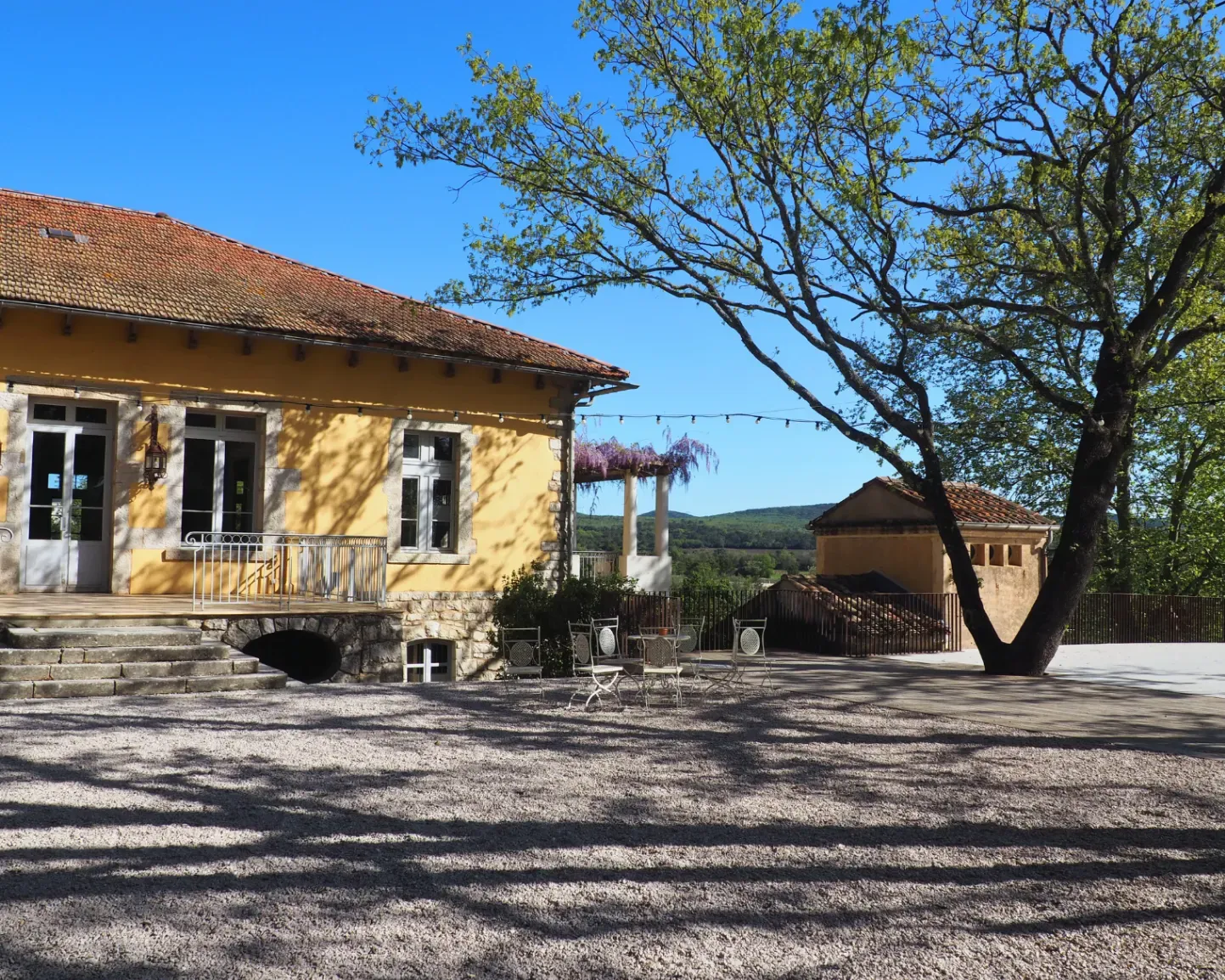 Salle de réunion intime à Ollières