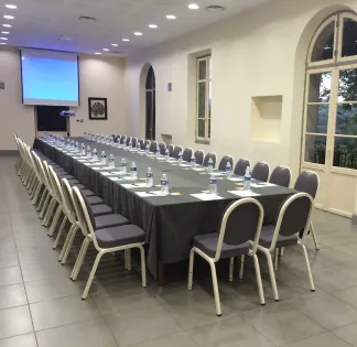 Intimate Meeting Room in Ollières