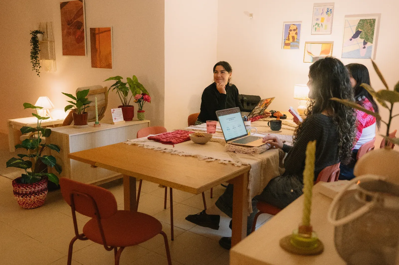 A Unique 140m² Art Studio for Creative Gatherings in Barcelona