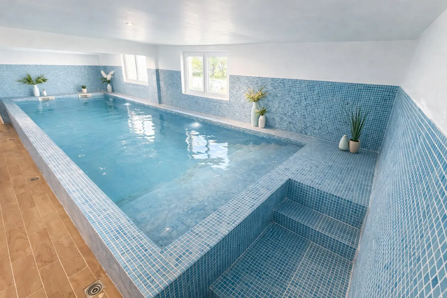 Spacious Family Home with Indoor Pool & Jacuzzi for Group Stays in Terminiers
