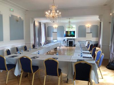 Château élégant près de Paris pour séminaires et événements