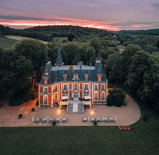 Elegant Château Near Paris for Corporate Events & Seminars