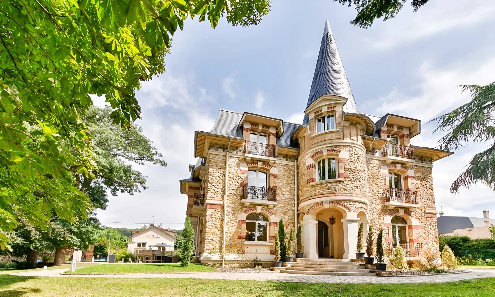 Château de Luxe près de Paris pour Événements & Séjours