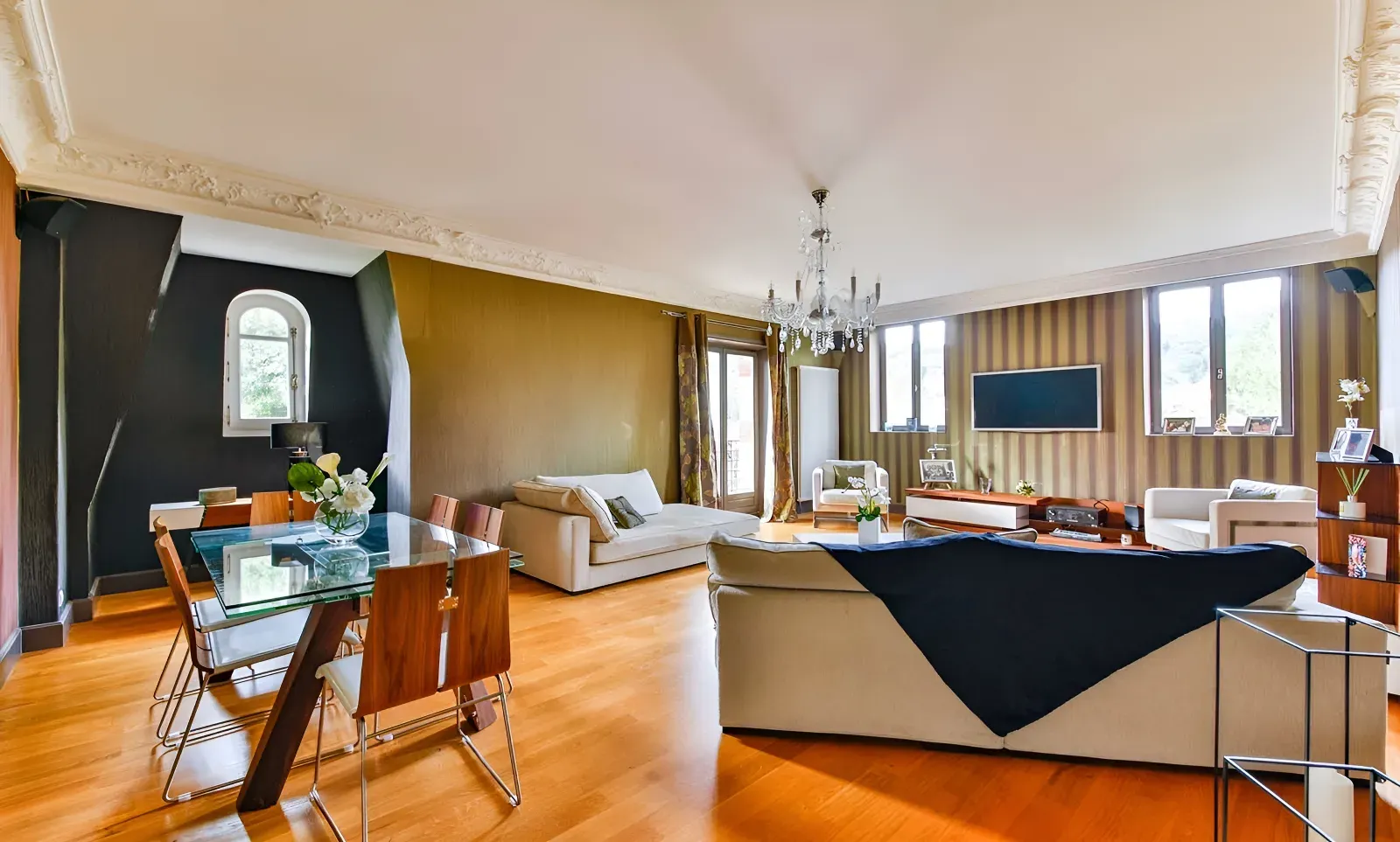 Château de Luxe près de Paris pour Événements & Séjours