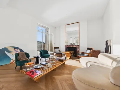 Hôtel Particulier Exceptionnel Vue Seine sur l'Île Saint-Louis pour Événements d'Entreprise