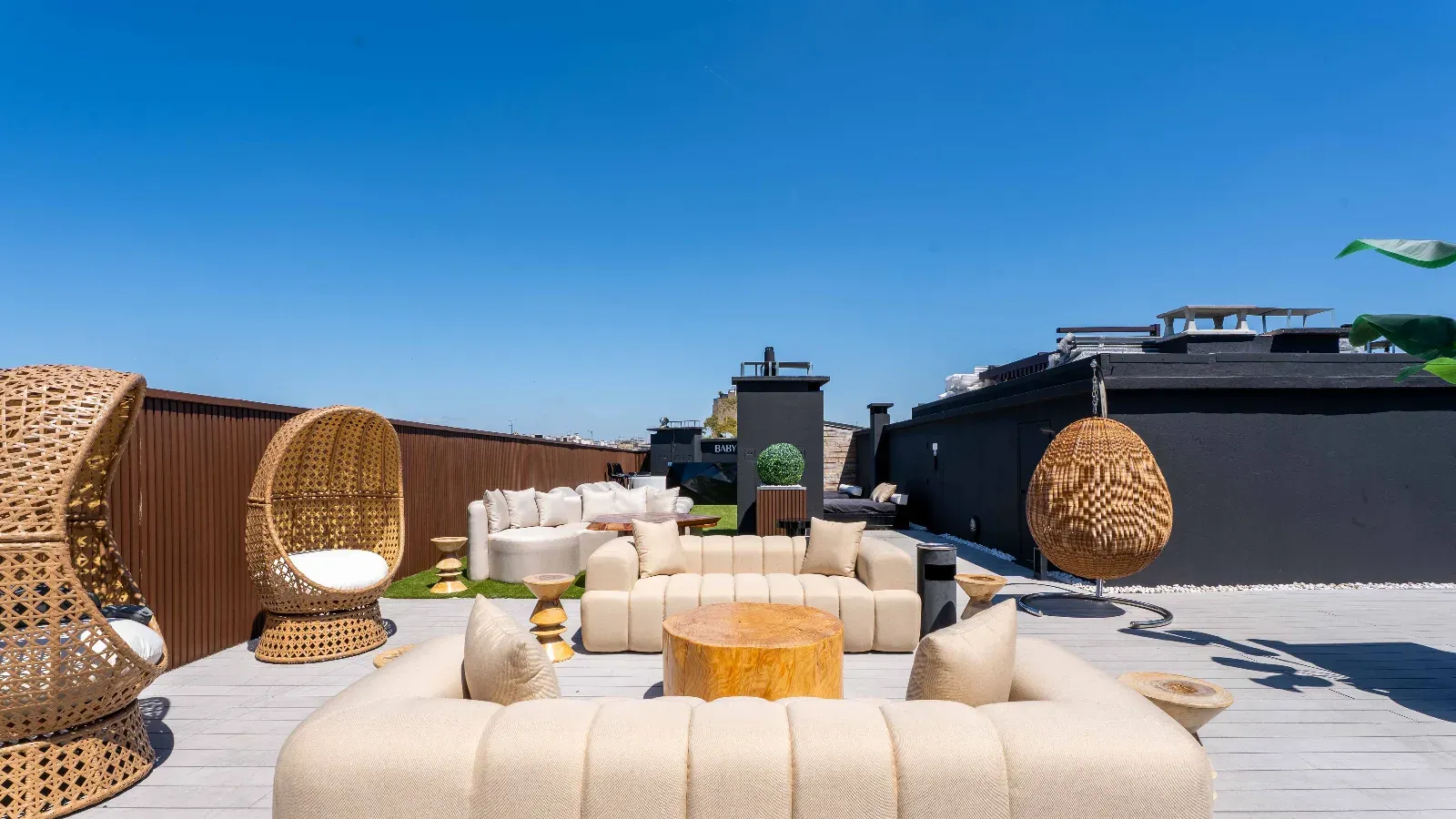 Toit-terrasse exclusif avec vue panoramique à 360° sur Paris