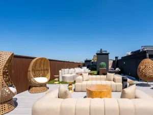 Toit-terrasse exclusif avec vue panoramique à 360° sur Paris