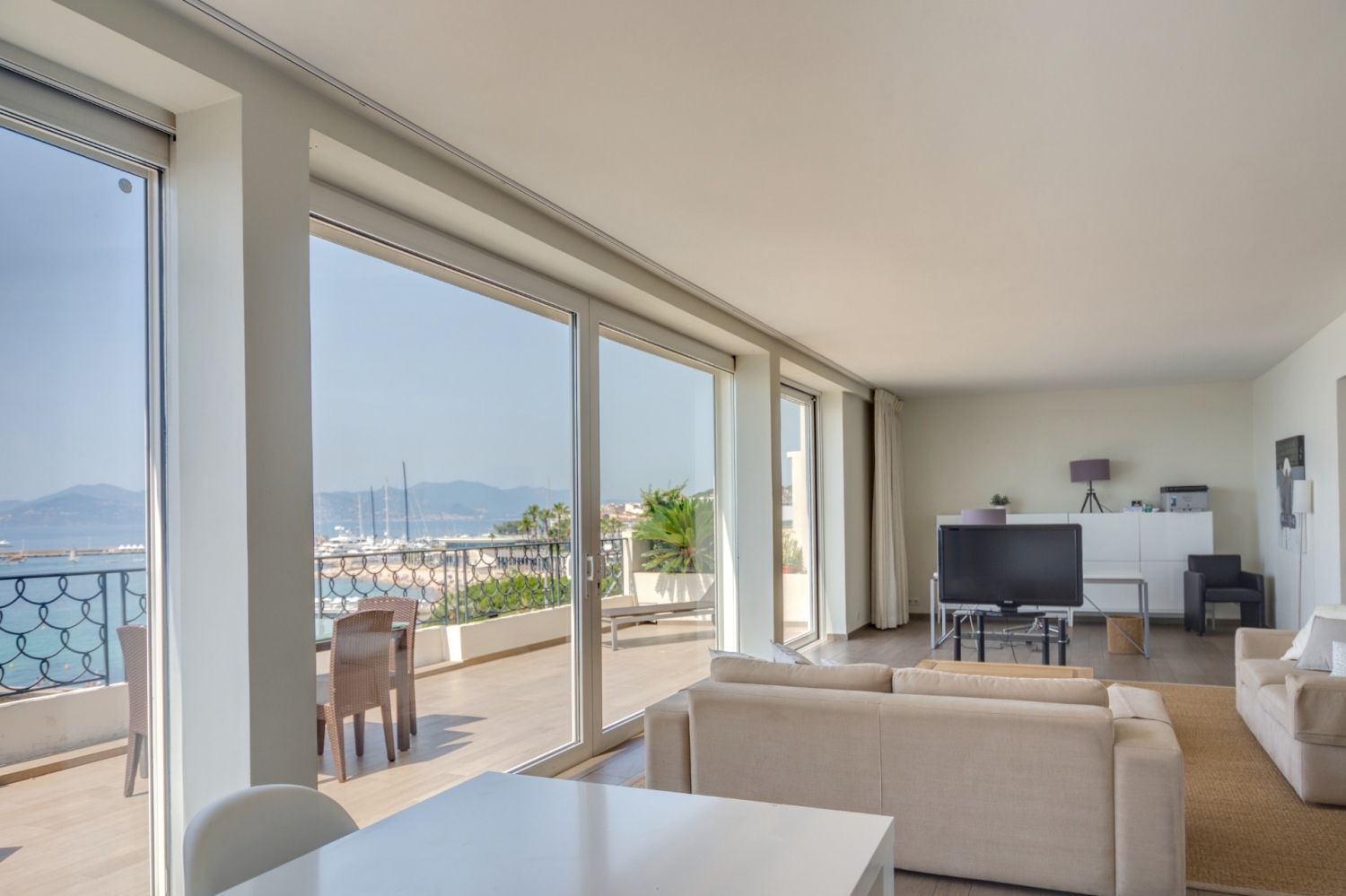 Exceptional Penthouse Apartment Just Minutes from the Palais Des Festivals