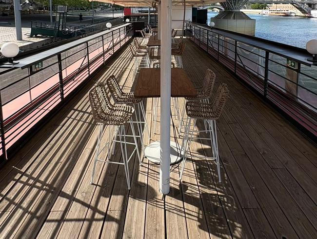 Elegant Rooftop Terrace on the Seine for Events in Paris