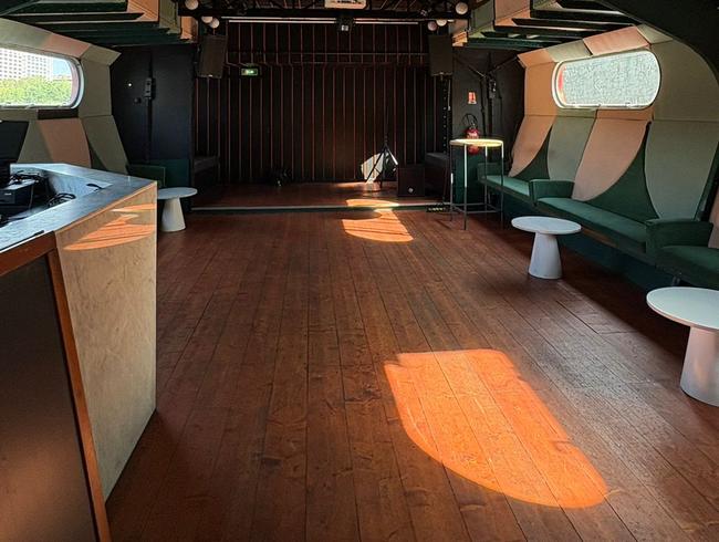 Contemporary Indoor Venue for Events in Paris