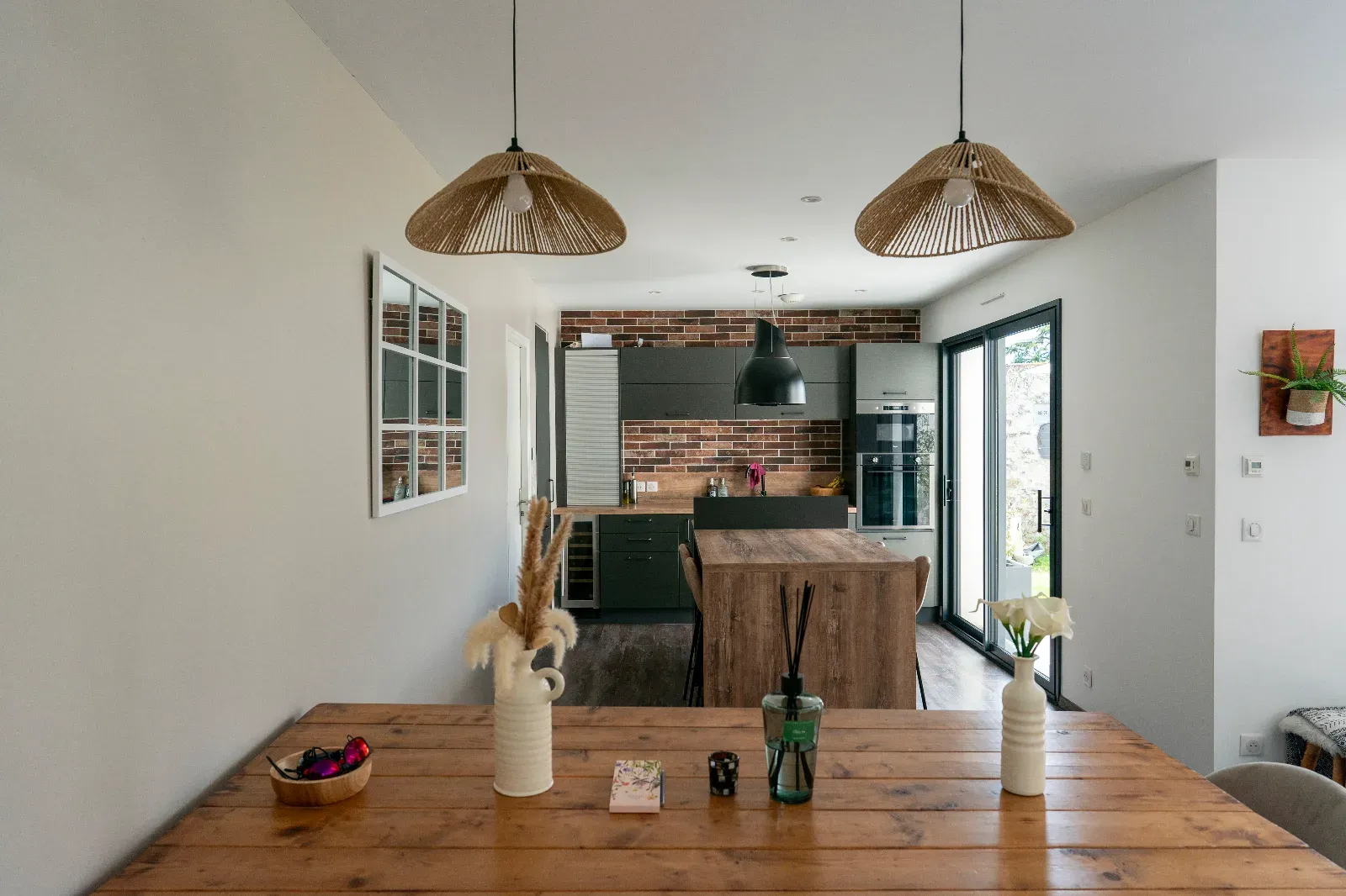 Bright House in Fontainebleau Forest for Events