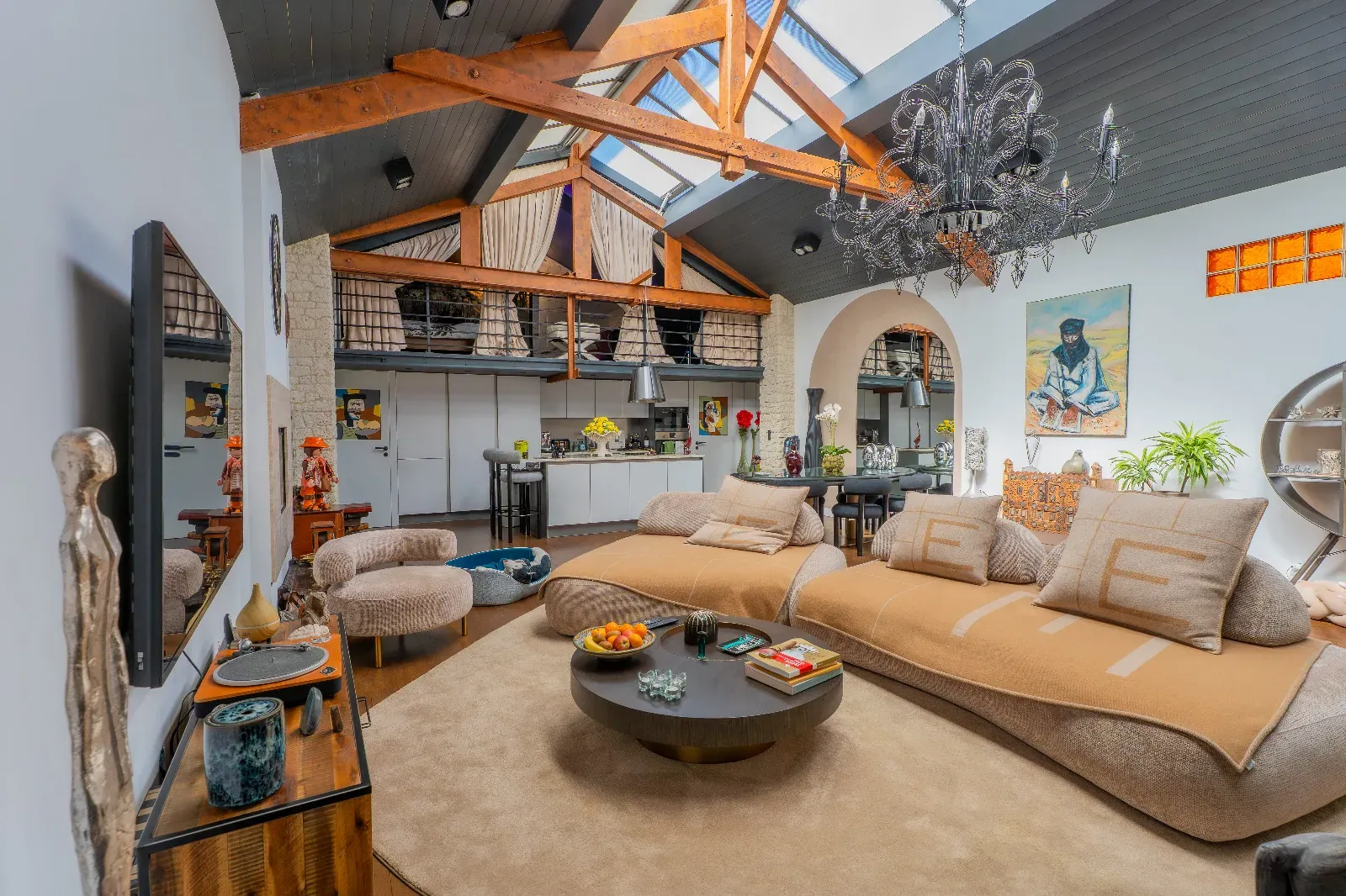 Suresnes Loft – Aesthetic Sanctuary for High-End Events