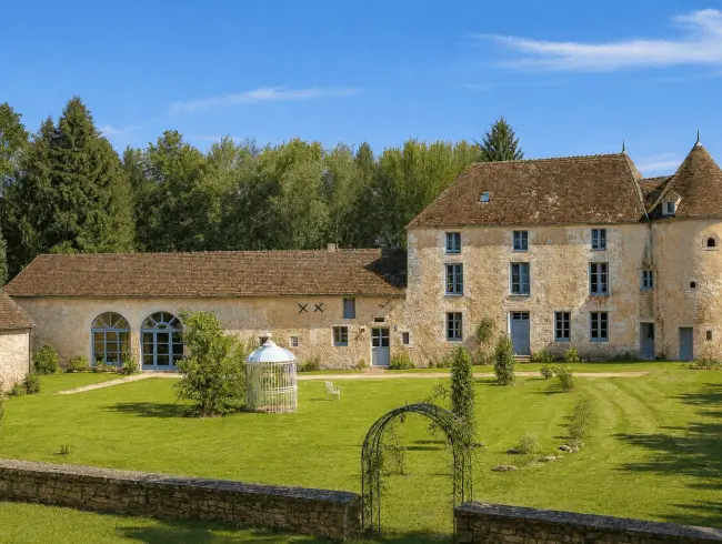 Le Chêne Country House - Elegant Event Venue in Normandy
