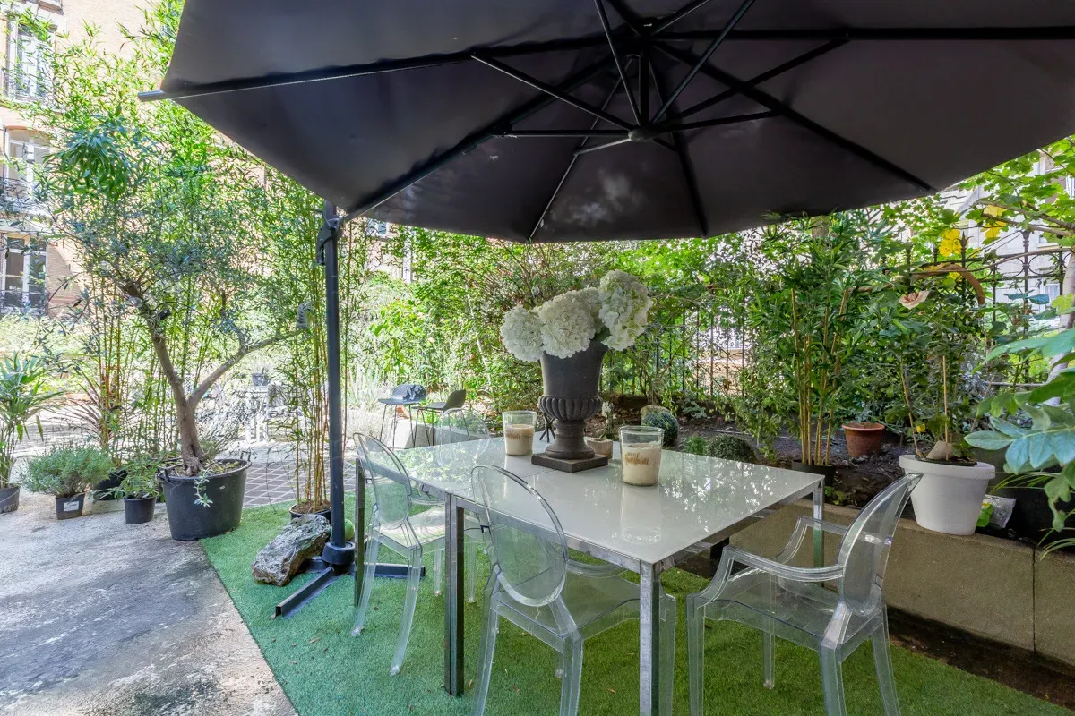 Charming Loft with Private Garden in Paris 16th