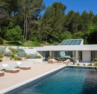 Villa architecturale futuriste pour événements à Marseille
