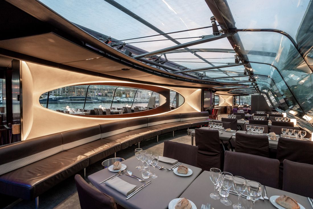 Cruise Restaurant on the Seine | Elegant Dining & Events in Paris