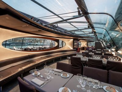 Cruise Restaurant on the Seine | Elegant Dining & Events in Paris