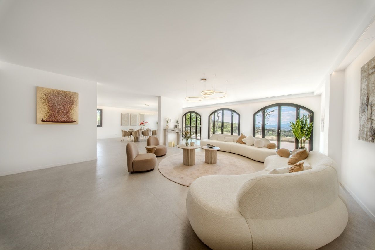Exclusive Panoramic Villa for High-End Events in Nice