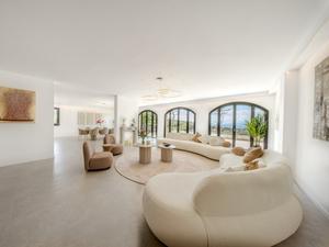 Exclusive Panoramic Villa for High-End Events in Nice