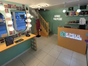 Unique Self-Service Photo Studio in Paris
