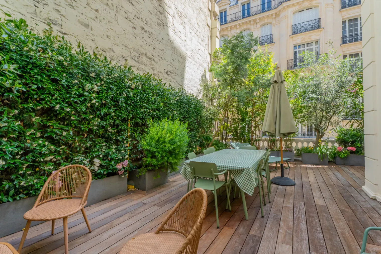 Parisian Terrace Apartment in Ternes | Exclusive Event Venue