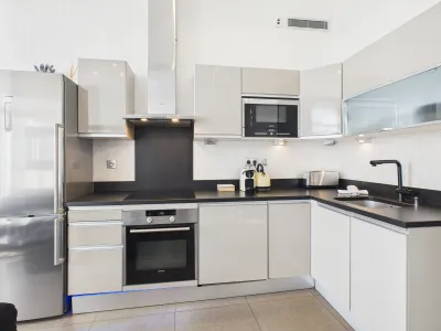 Appartement Luxueux de 4 Chambres Près du Palais à Cannes