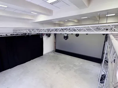 Studio créatif spacieux près de Paris pour événements & productions