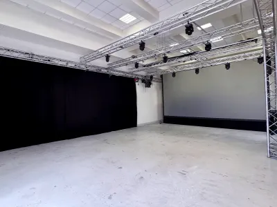 Studio créatif spacieux près de Paris pour événements & productions