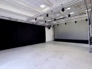 Studio créatif spacieux près de Paris pour événements & productions