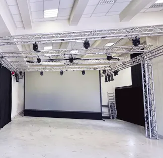 Spacious Creative Studio near Paris for Events & Productions