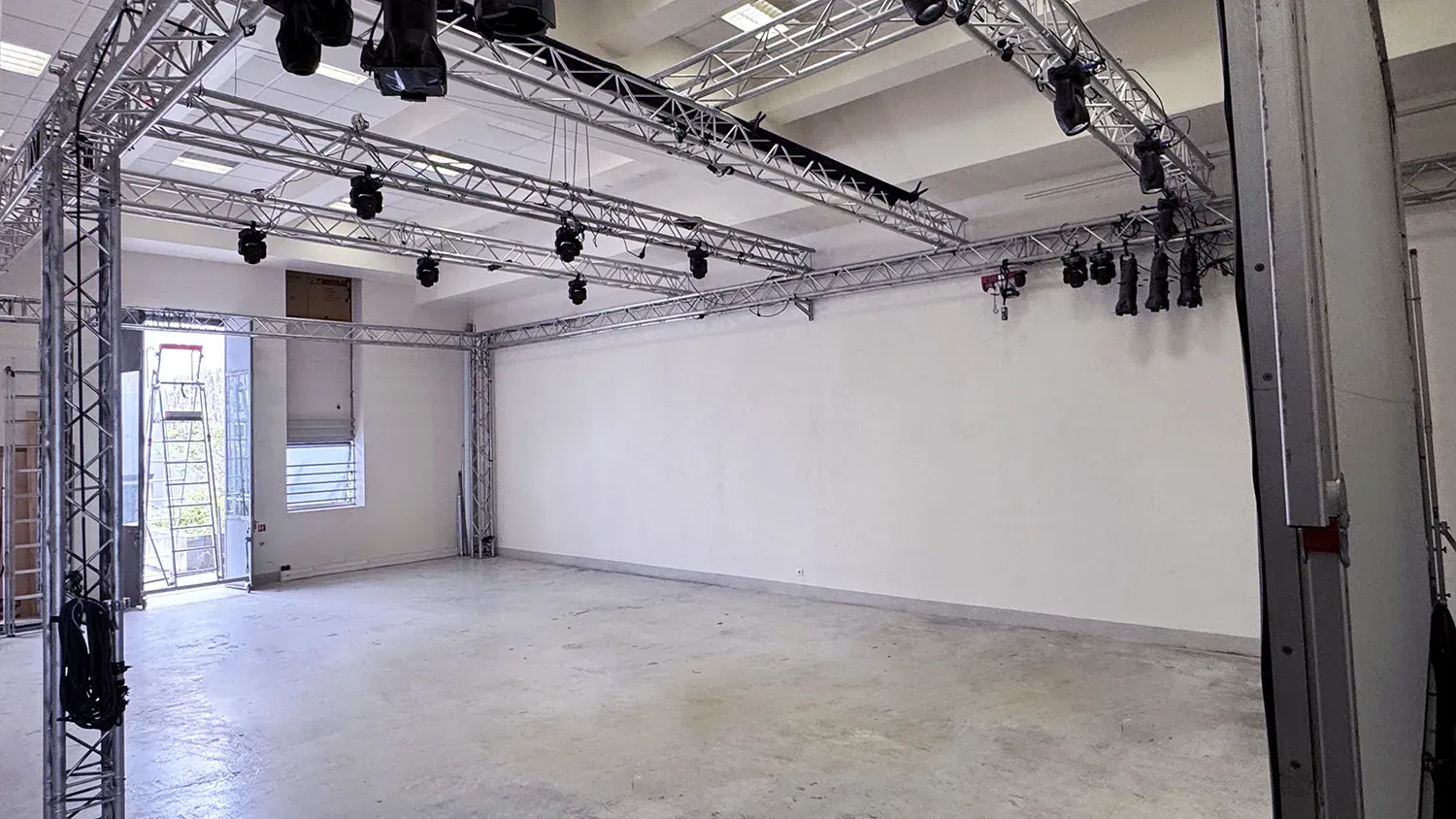 Studio créatif spacieux près de Paris pour événements & productions
