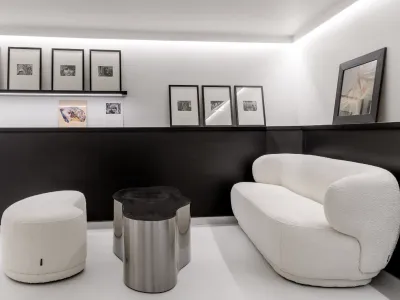 The Gallery | Contemporary Art Space in Paris 8th