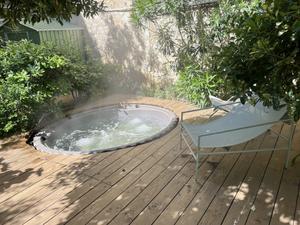 Jardin privé élégant à Saint-Barnabé pour événements & shootings