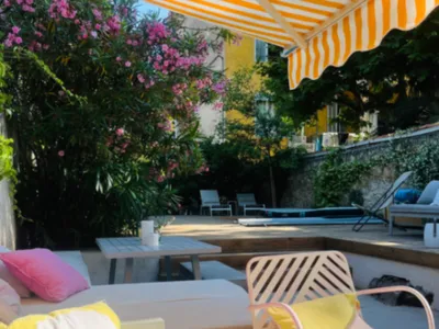 Jardin privé élégant à Saint-Barnabé pour événements & shootings