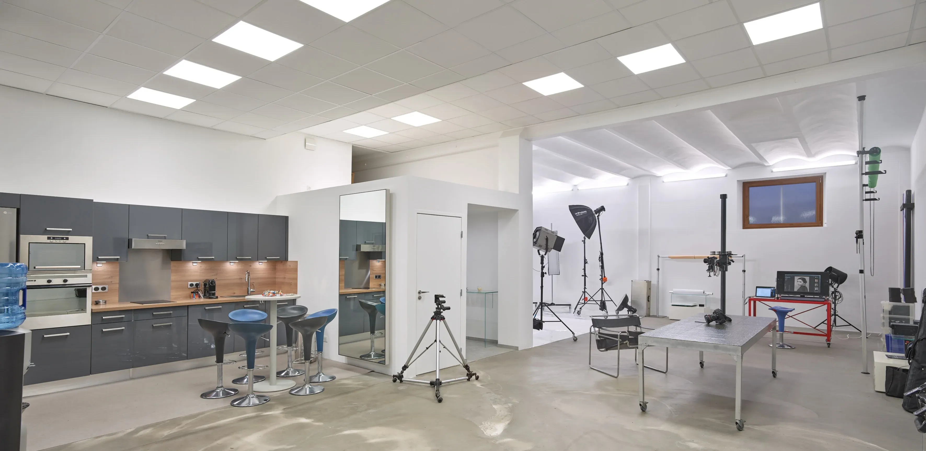 Cannes Photography Studio Near Croisette & Palais des Festivals