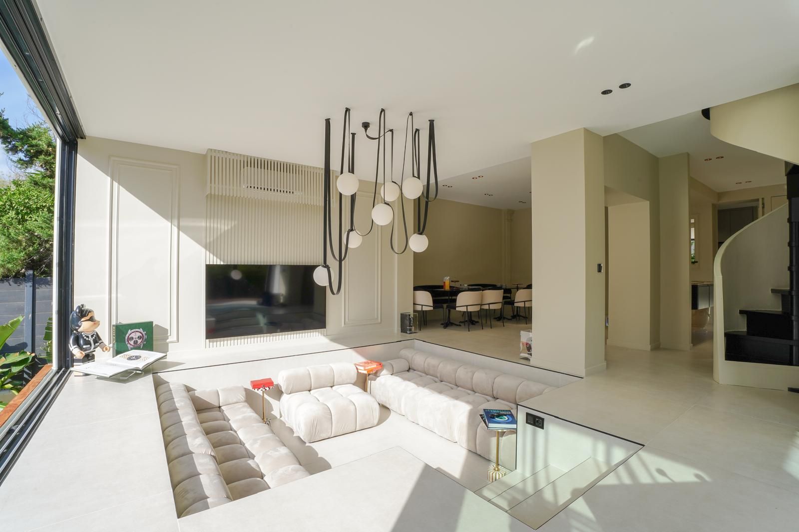 Contemporary Luxury Villa Cannes | Exclusive Event Venue