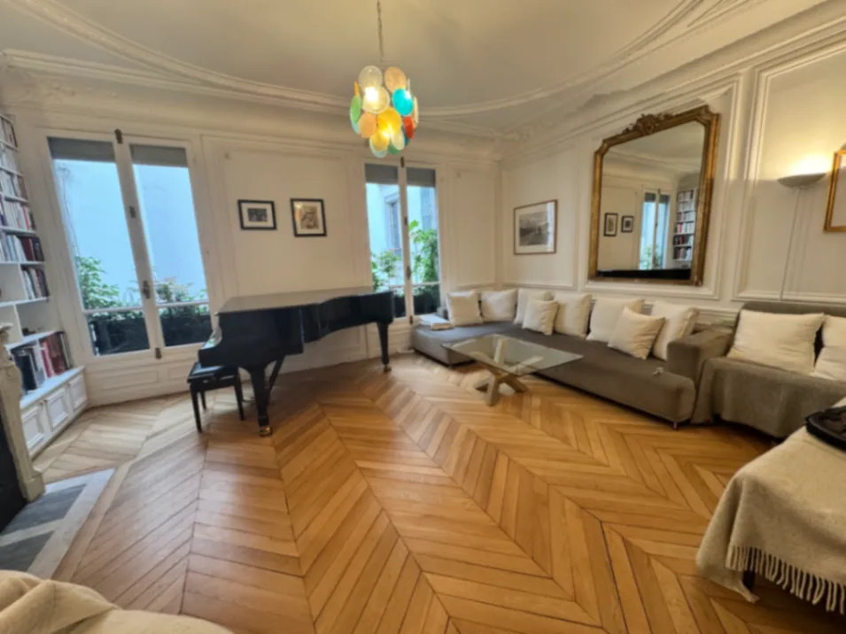 Appartement Haussmannien d'Exception à Saint-Germain-des-Prés