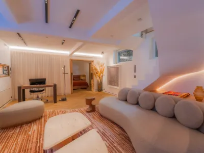 Intimate Parisian Apartment near Trocadéro for Exclusive Events