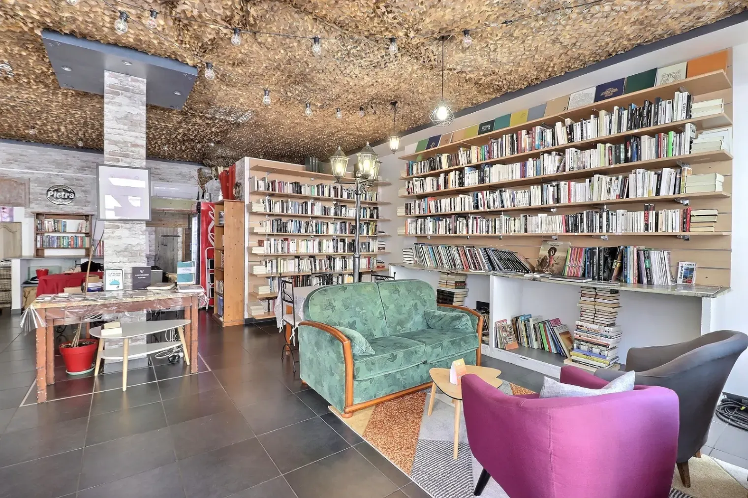 Elegant Café-Library Coworking Space in Ajaccio | Venue ID 9150