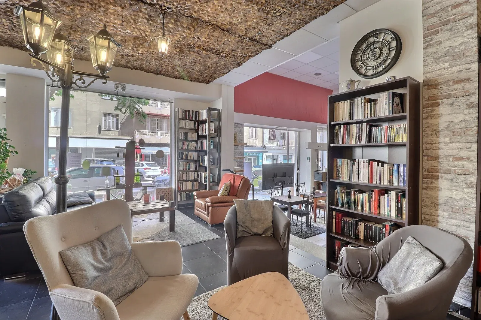 Elegant Café-Library Coworking Space in Ajaccio | Venue ID 9150