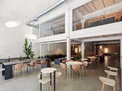 Espace événementiel au rez-de-chaussée dans l'Eixample de Barcelone