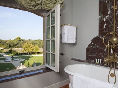 Tuscan house in the heart of the Aix region