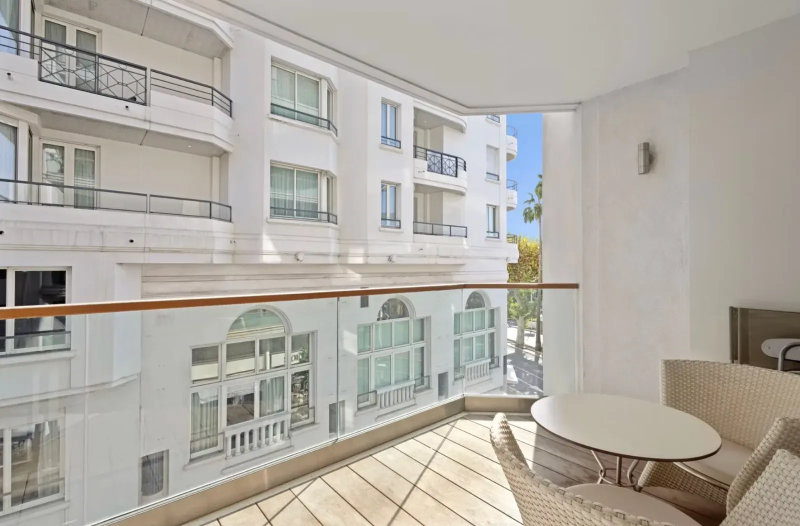 Elegant 2-Bedroom Croisette Apartment with Terrace | Venue for Events in Cannes