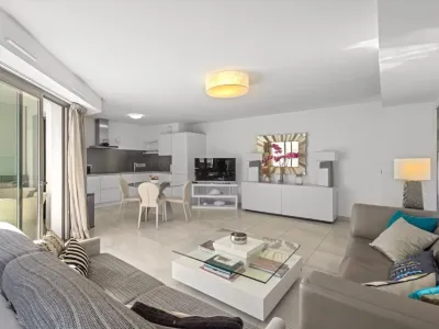 Appartement Croisette 2 Chambres avec Terrasse | Lieu pour événements à Cannes